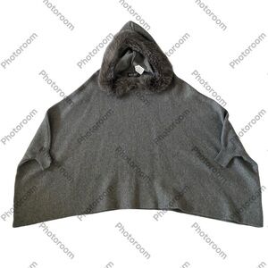 Mitchie’s Grey Hooded Poncho with Faux Fur. Purchased at Bullock’s in LA. OS.